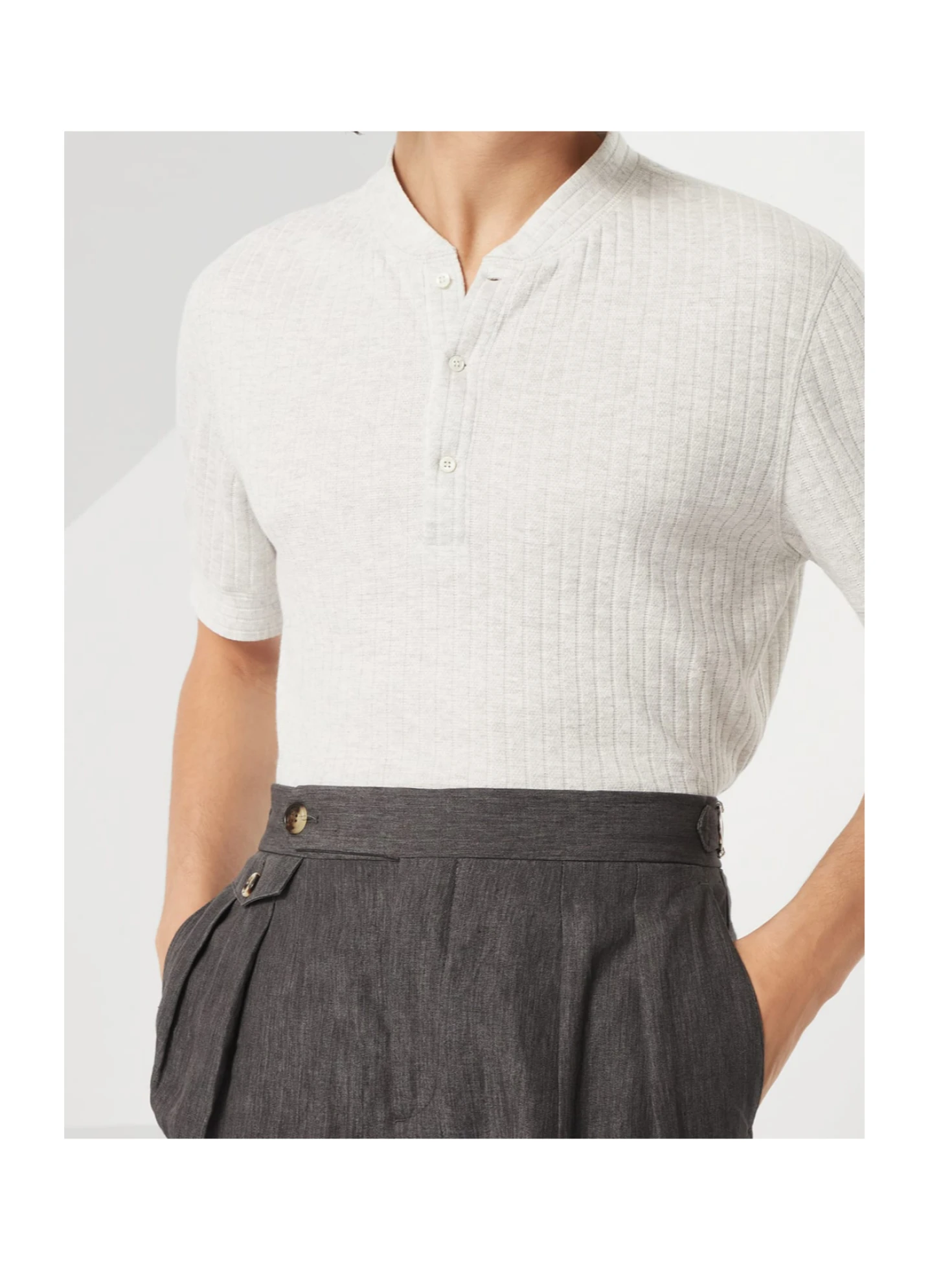 Brunello Cucinelli ribbed v-neck t-shirt - SENSER